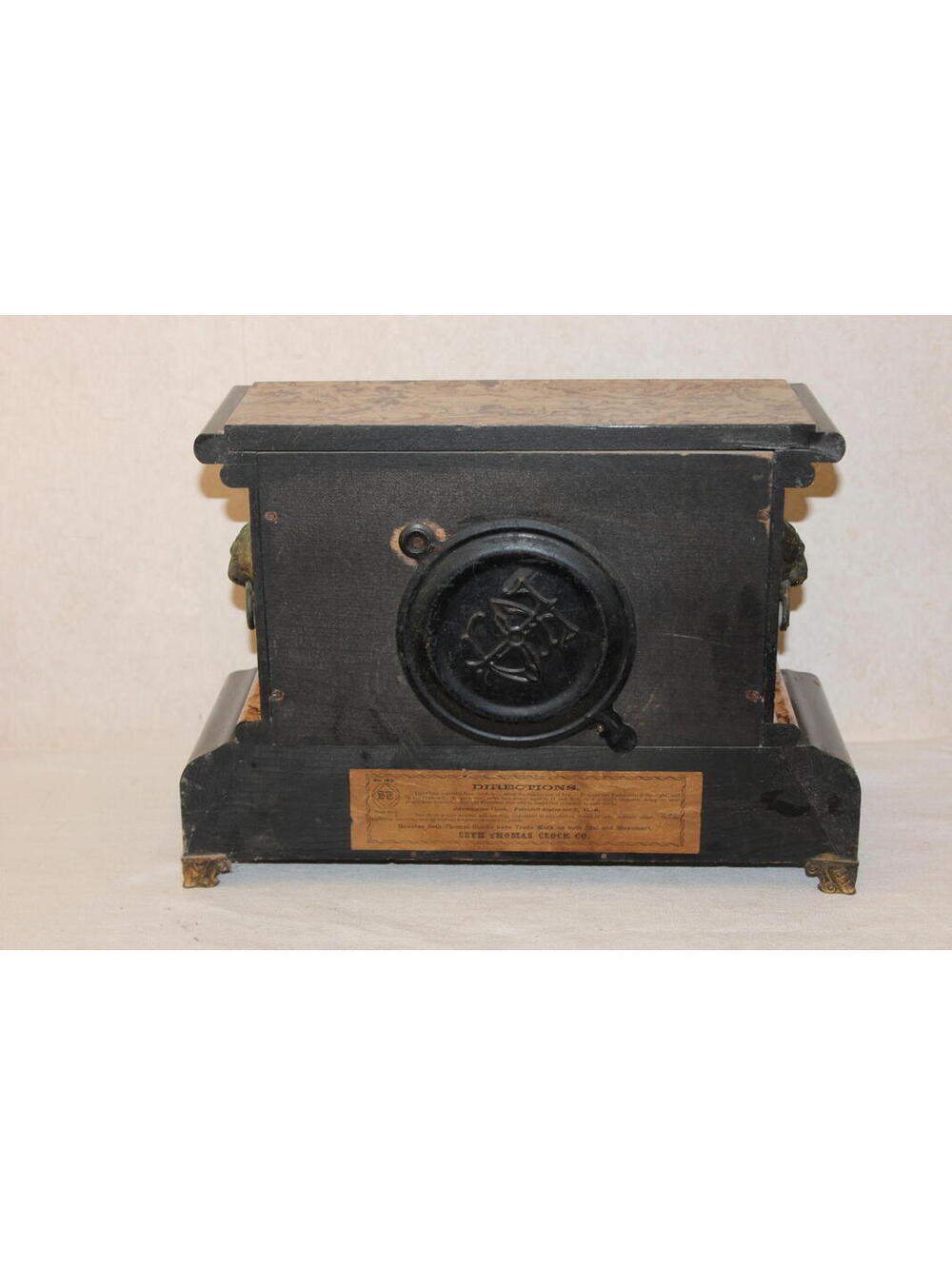 Antique Seth Thomas Adamantine Mantel Clock – Key Wind – Late 1800s - Picture 4 of 7